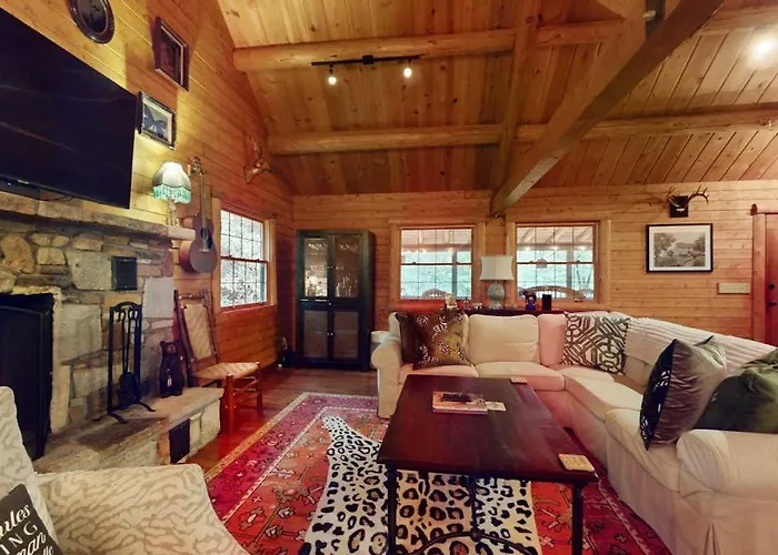 Dancing Bear Cabin